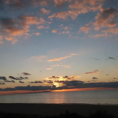 Lgbt Pres De La Naturiste De Granville Pansiyon