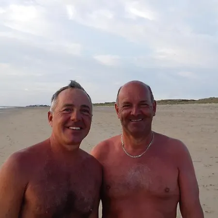 Homestay Colocation Ggayfriendly Pres De La Naturiste De Granville Breville-sur-Mer